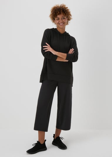 Souluxe Black Wide Leg Cropped Jogging Bottoms