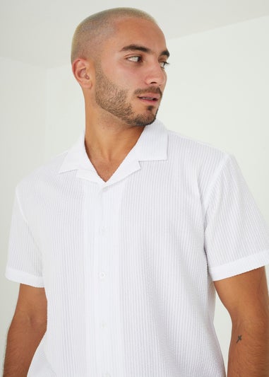 Brave Soul White Short Sleeve Fine Stripe Revere Collar Shirt