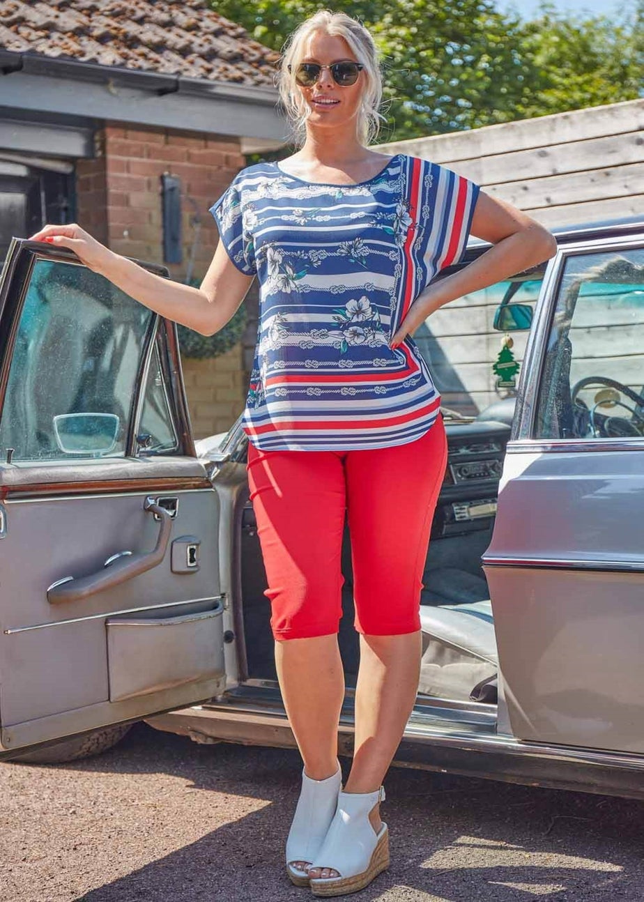 Roman Red Elastic Waist Knee Length Stretch Shorts