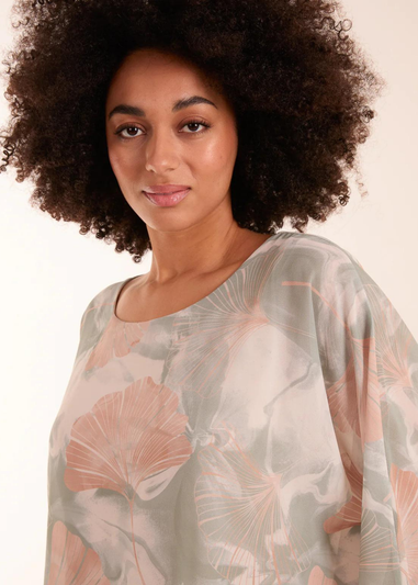 Blue Vanilla Green Feather Shell Print Top