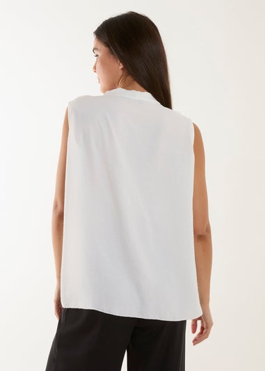 Blue Vanilla Ivory V Neck Ruffle Top with Knot