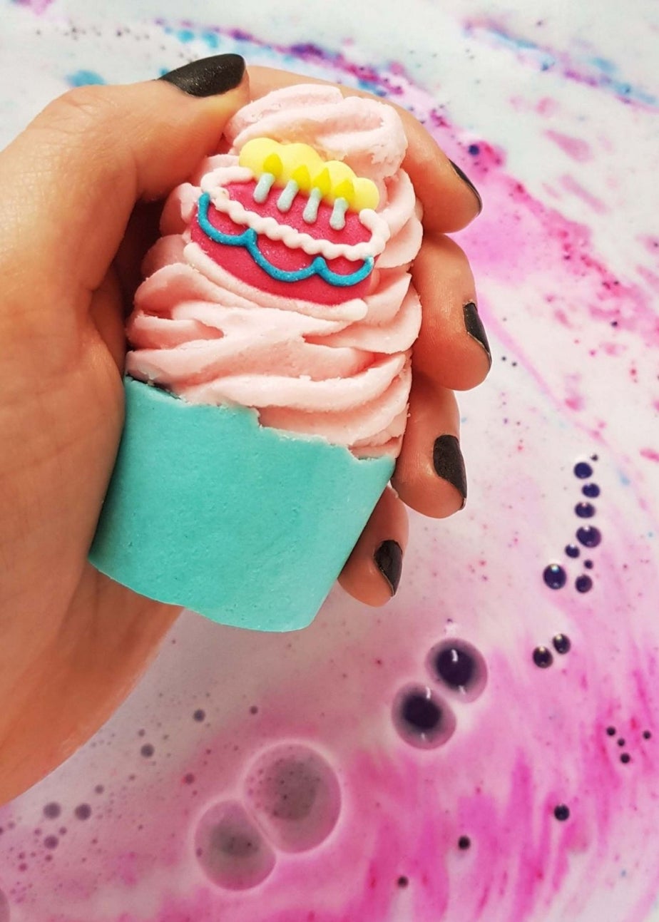 Bomb Cosmetics Supersize Happy Birthday Gift Set