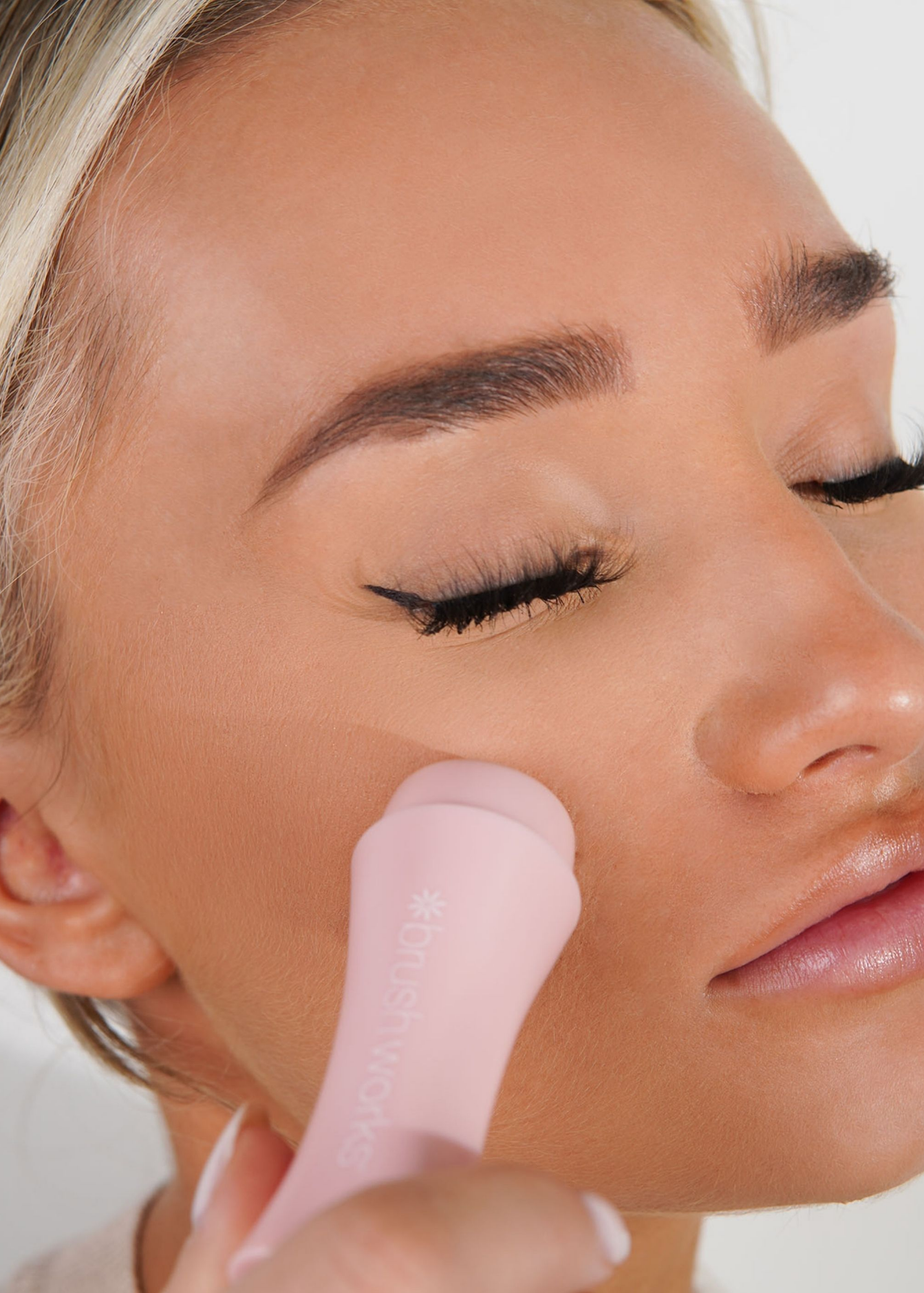 Brushworks Oil Absorbing Roller