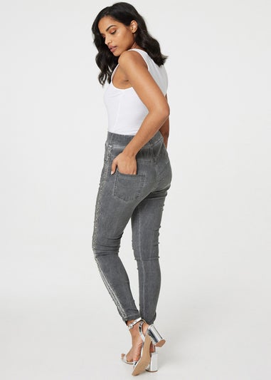 Izabel London Grey Denim Embellished Side Jeggings