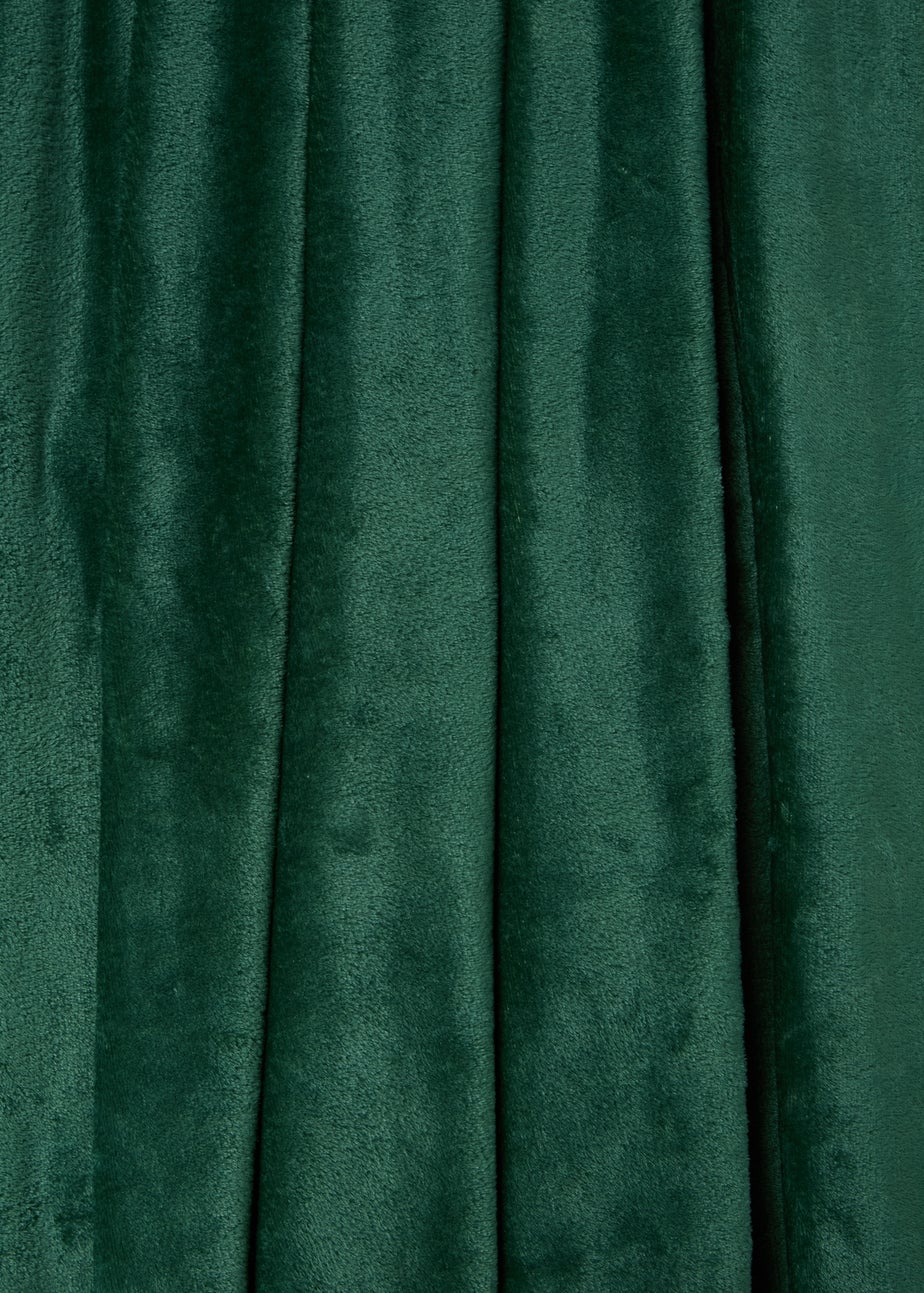 Plain Green Throw (200cm x 220cm)