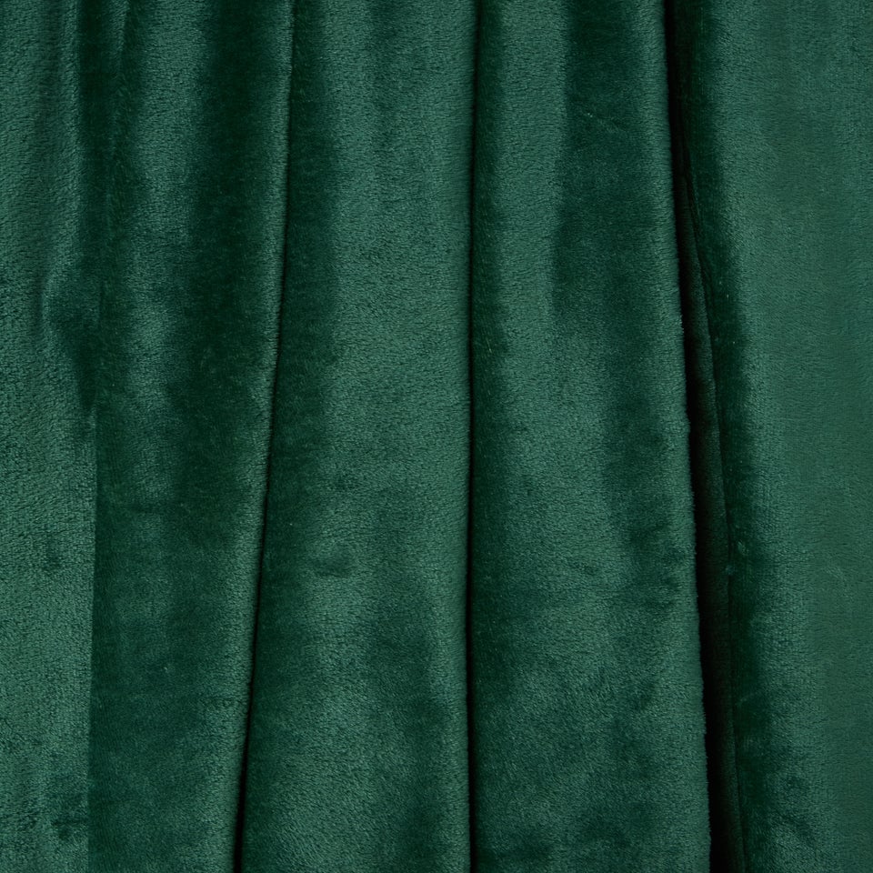 Plain Green Throw (200cm x 220cm)