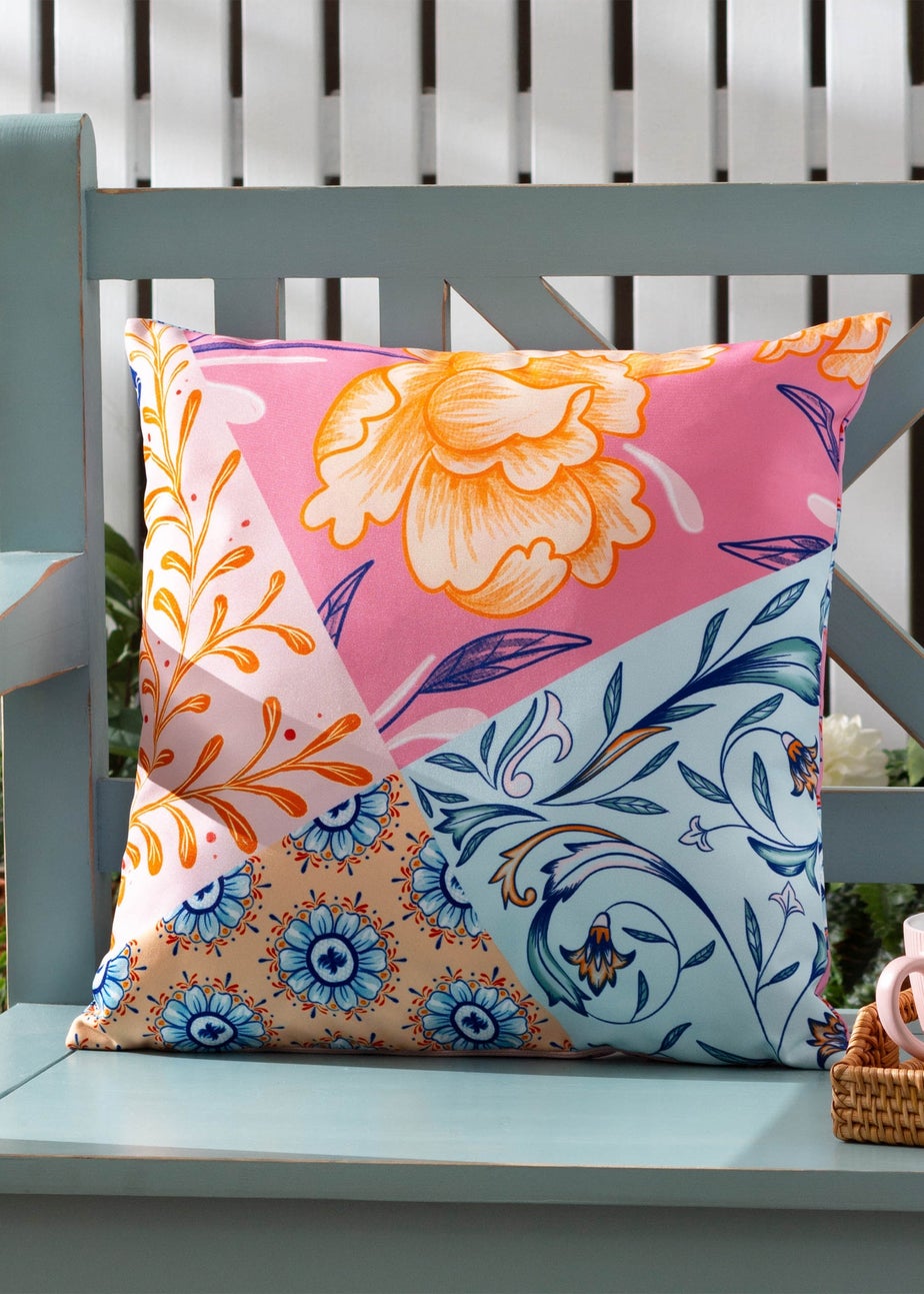 furn. Multi Melhorn Filled Outdoor Cushions (43cm x 43cm x 8cm)