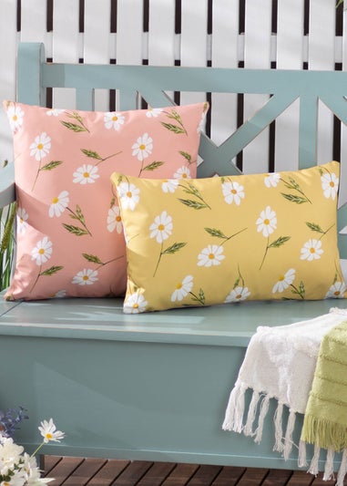 Wylder Nature Daisies Filled Outdoor Cushion (43cm x 43cm x 8cm)
