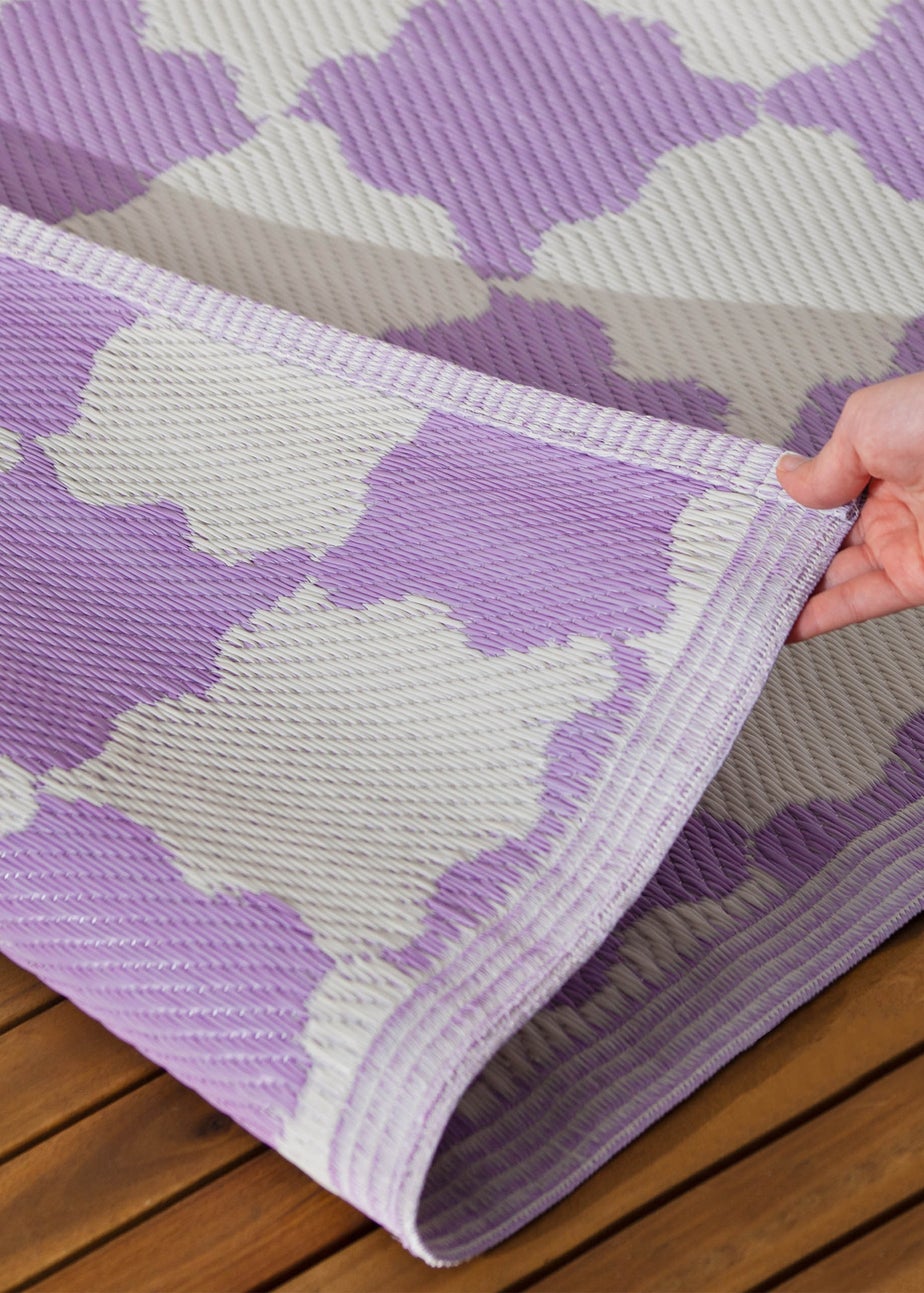 furn. Lilac Check Outdoor Rug (120 x 180cm)
