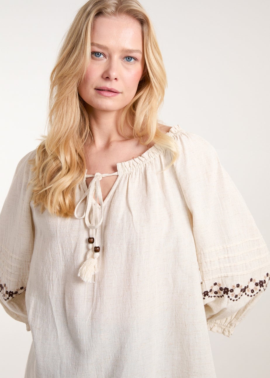 Blue Vanilla Stone Embroidered Pleat Sleeve Top