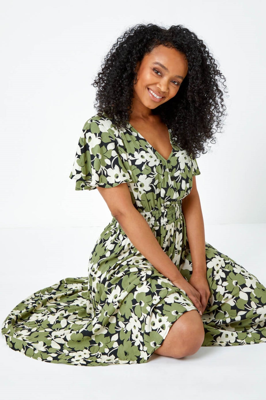 Roman Green Petite Floral Print Shirred Midi Dress
