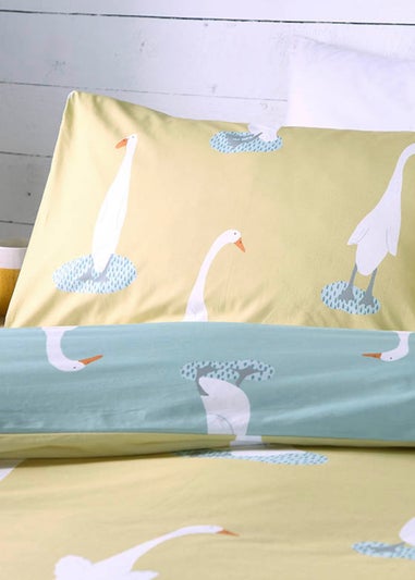 Fusion Puddles The Duck Reversible Yellow Duvet Cover Set