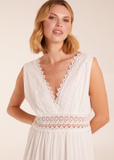 Blue Vanilla Ivory Angel Sleeve Tiered Maxi Dress