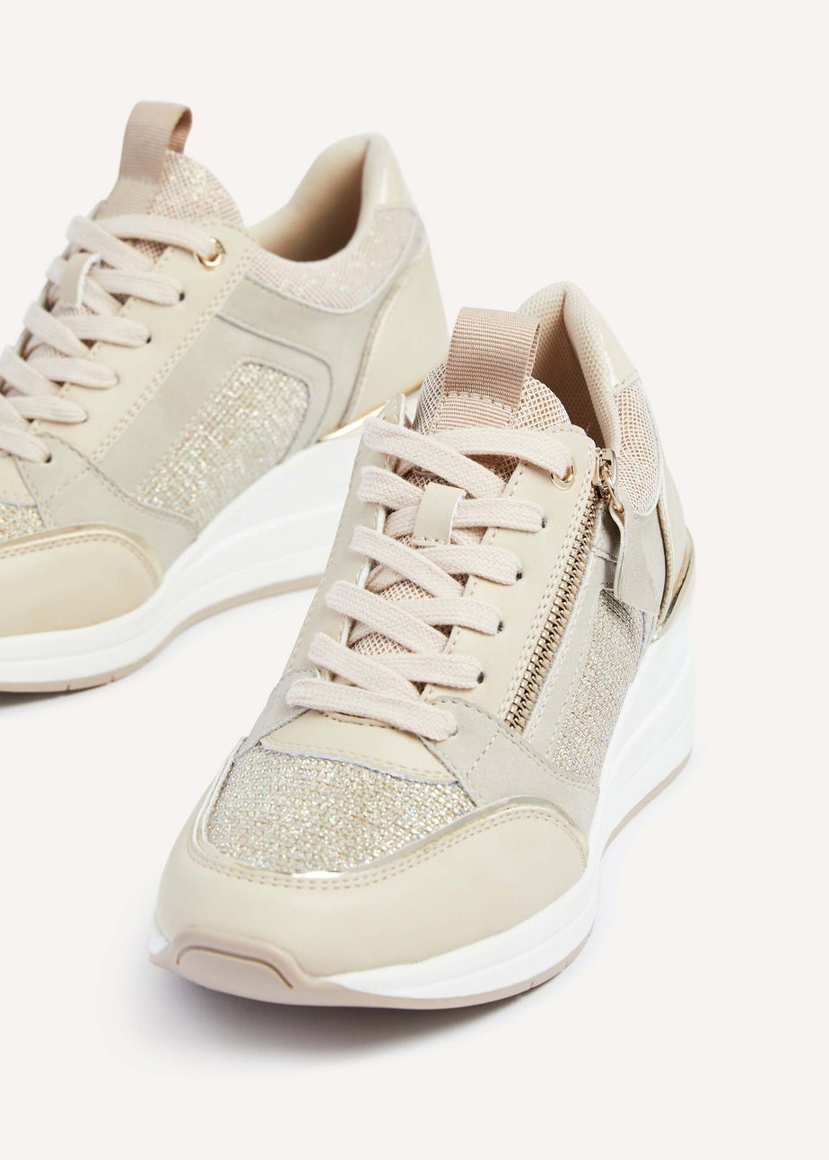 Linzi Everett Gold & Nude Wedged Trainers