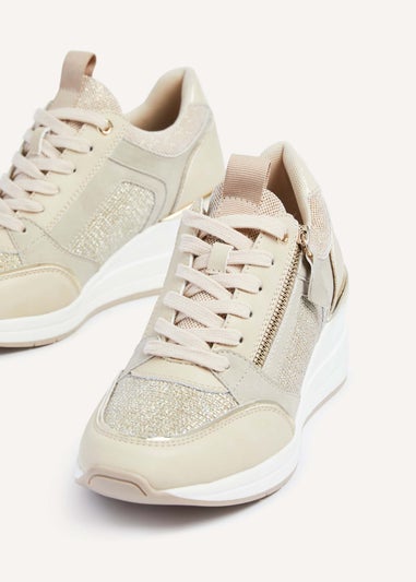 Linzi Everett Gold & Nude Wedged Trainers