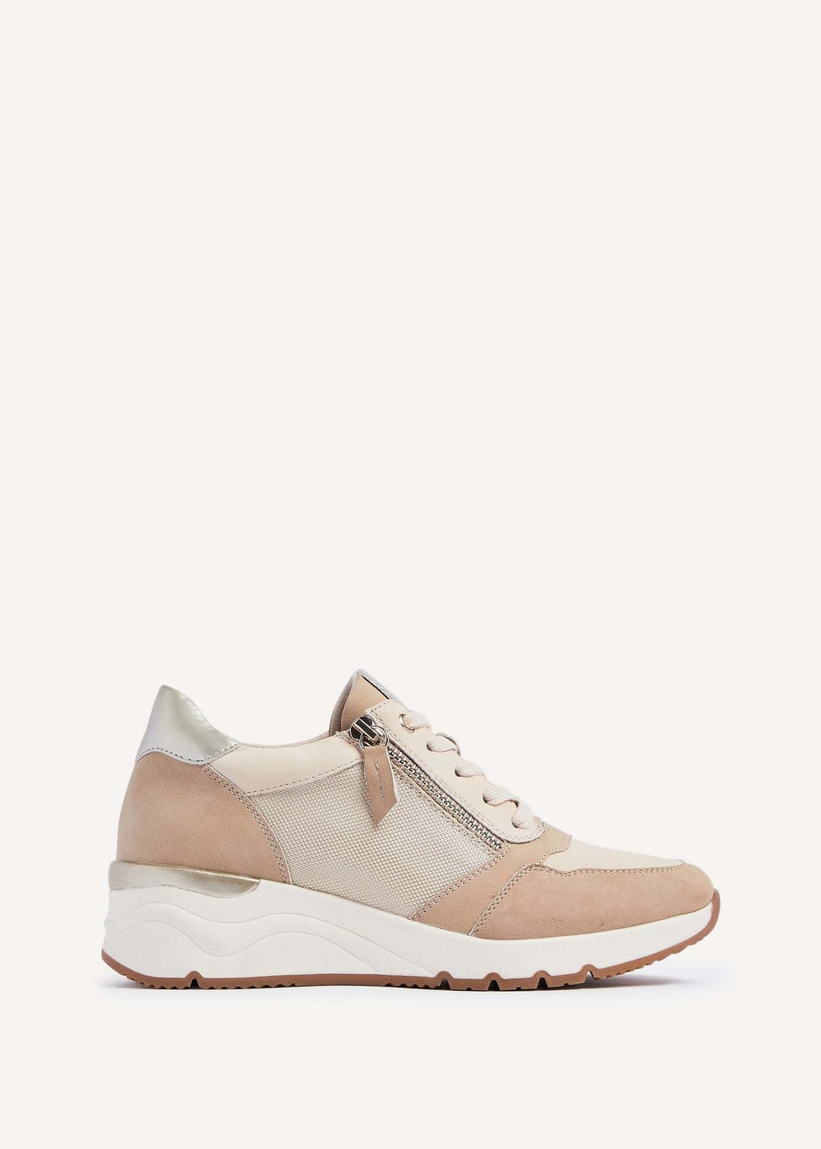 Linzi Luca Nude Wedge Trainer