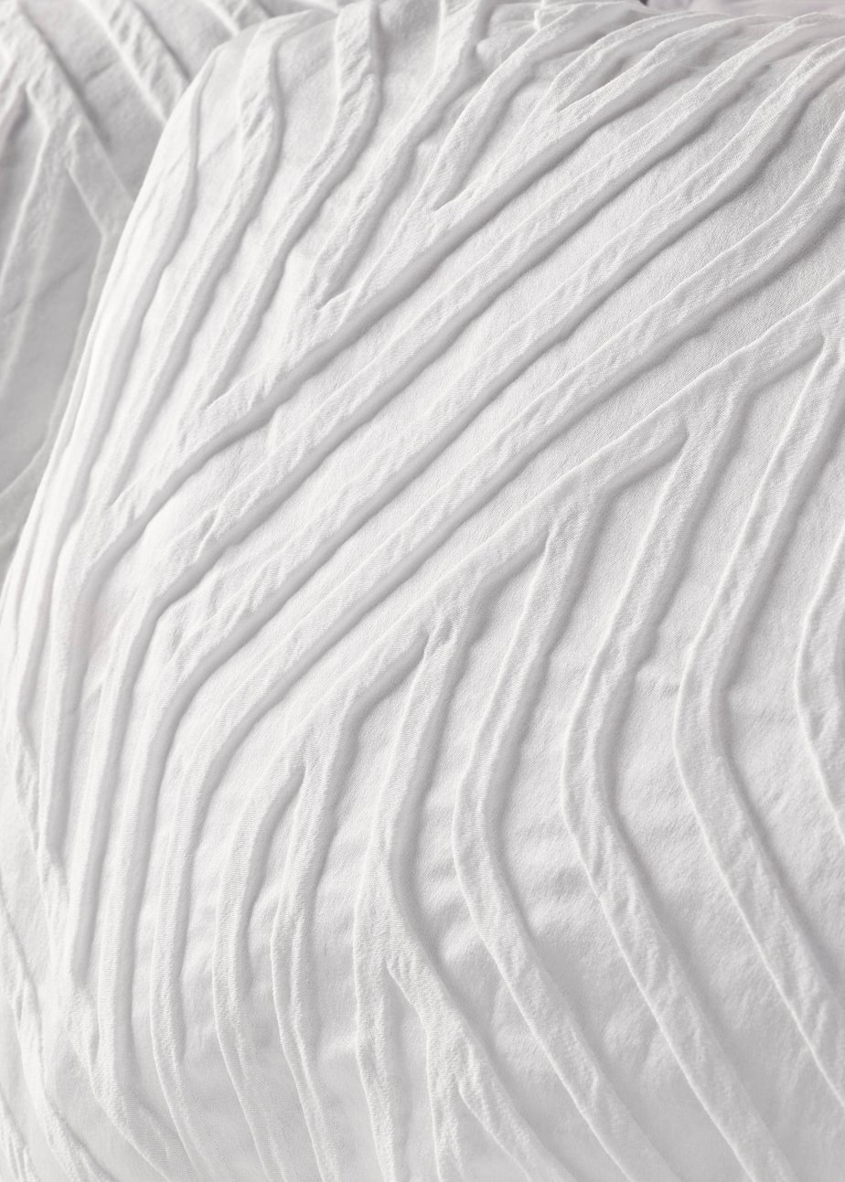 White Geometric Duvet Set