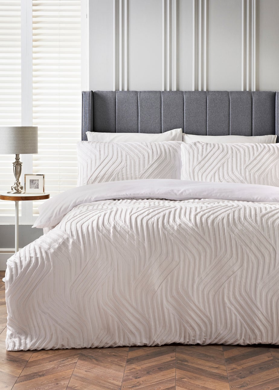 White Geometric Duvet Set