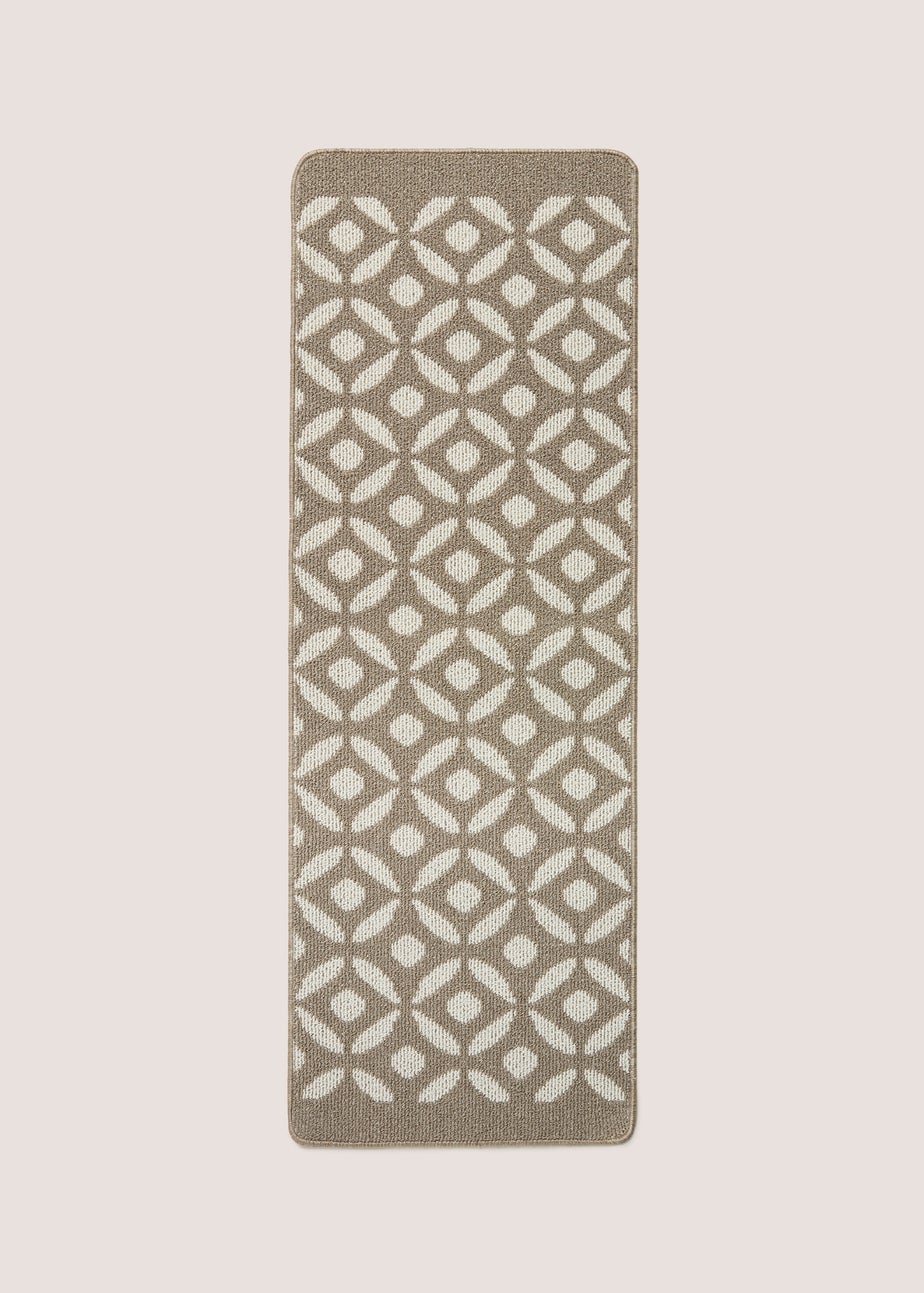 Stone Crescent Design Runner
