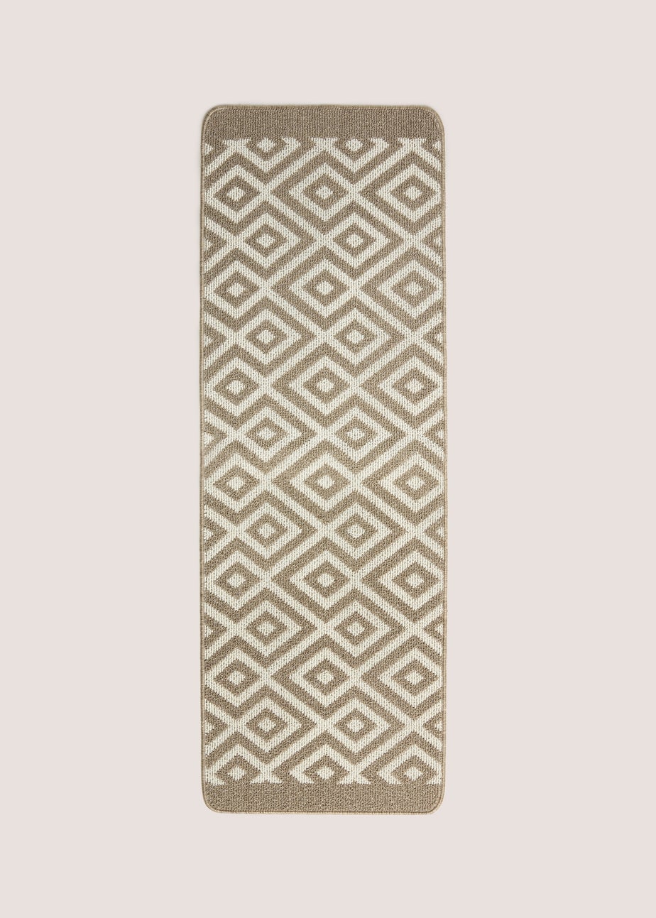 Stone Geometric Runner