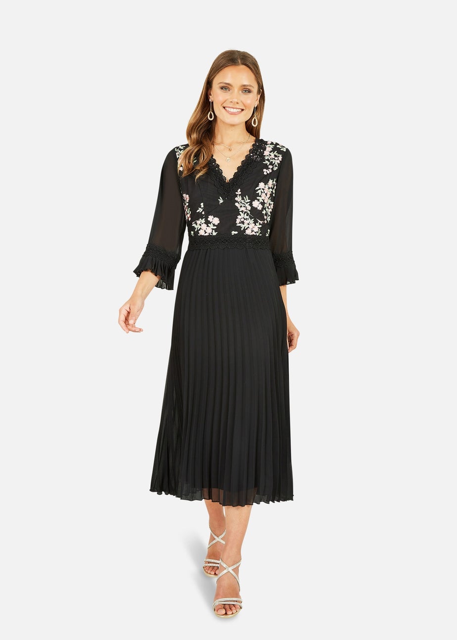 Yumi Black Embroidered Panel Midi Dress With Pleats