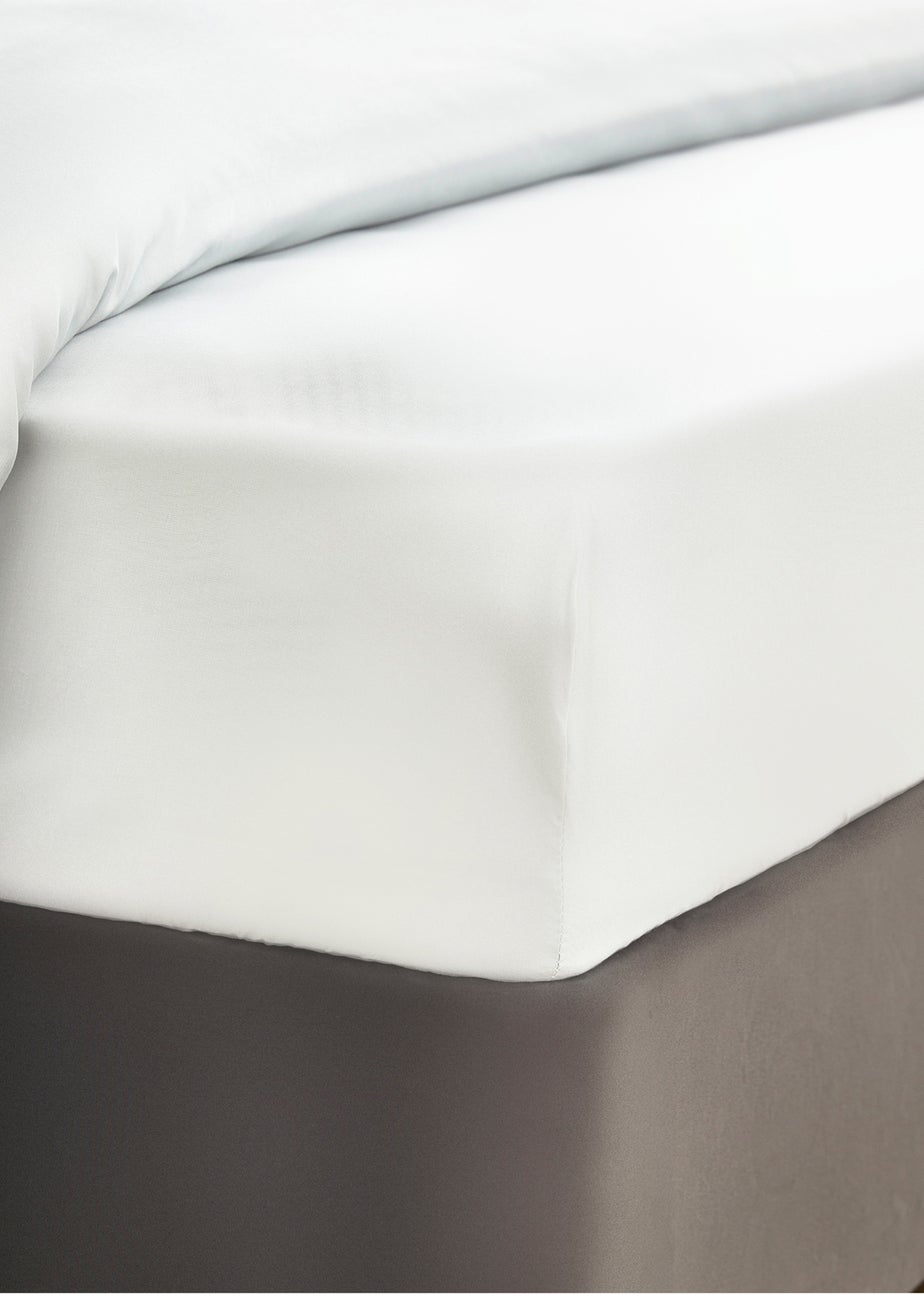 Silentnight White Cooling Fitted Bed Sheet