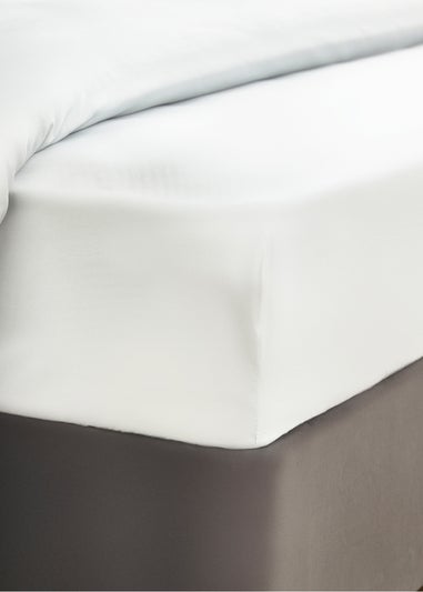 Silentnight White Cooling Fitted Bed Sheet