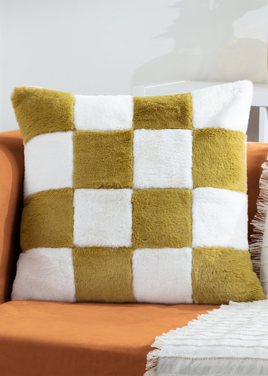 Heya Home Cozee Check Faux Fur Filled Cushion (50 x 50 x 8 cm)