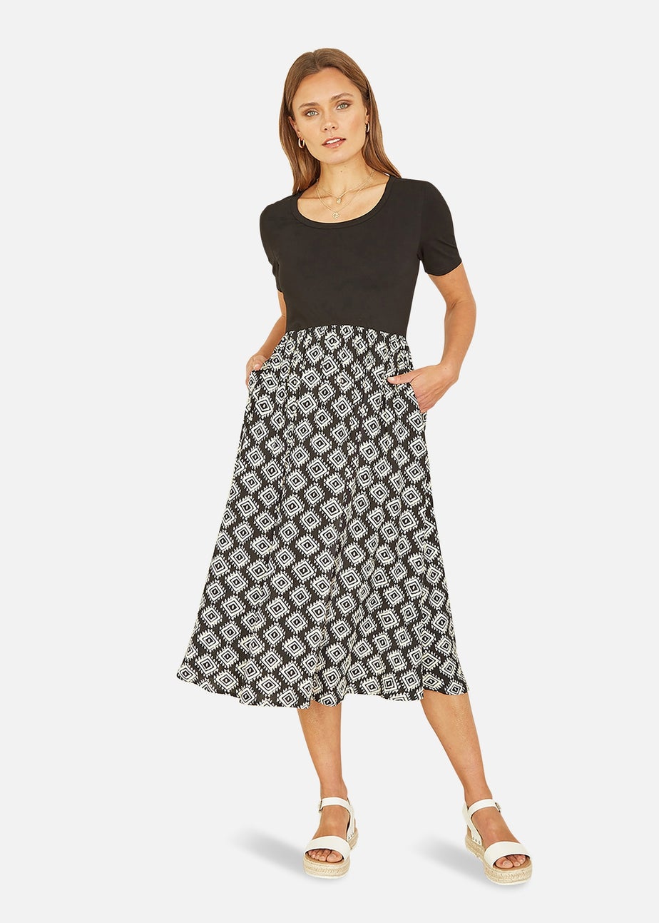Yumi Black Jersey Stretch Top And Geo Skirt Midi Dress