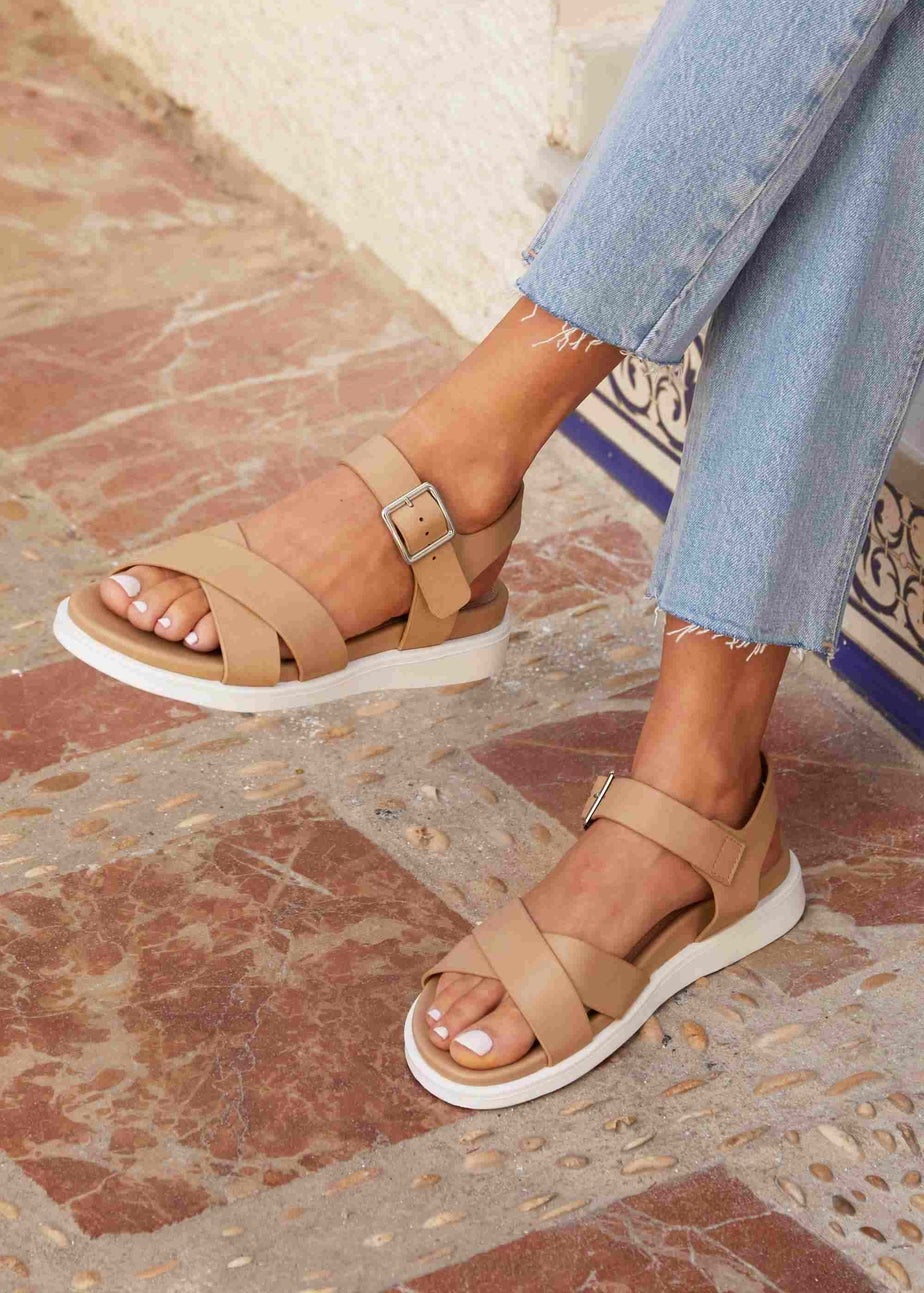 Linzi Alanis Mocha Faux Leather Footbed Flatform Sandals