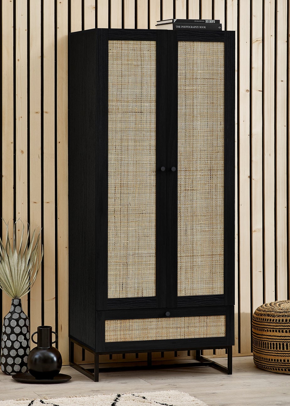 Julian Bowen Padstow Wardrobe in Black (190 x 80 x 56cm)