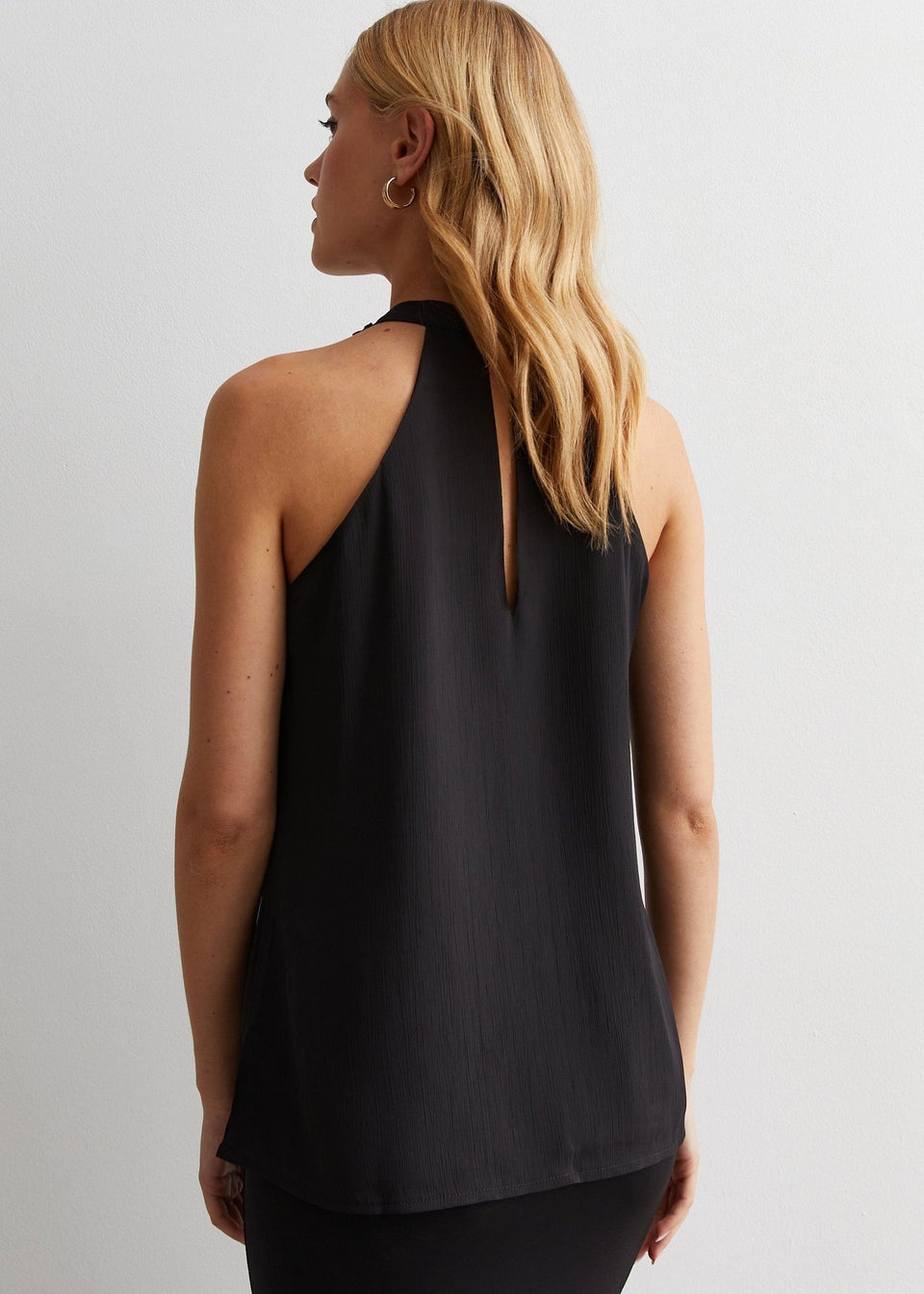 Gini London Black Ruffle Detail Halter Neck Top