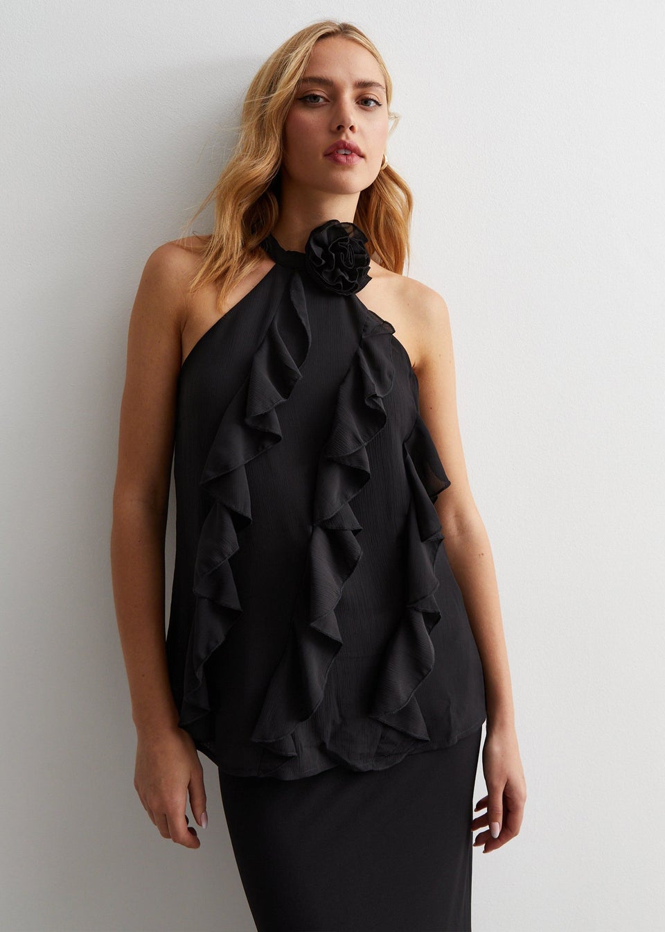 Gini London Black Ruffle Detail Halter Neck Top