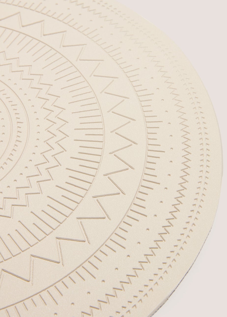 2 Pack Cream Faux Leather Patterned Place Mats