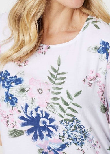 Izabel London Pink Floral 3/4 Flare Sleeve Curve Hem Top