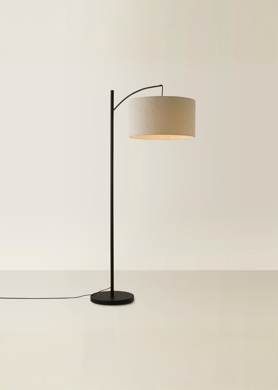 ValueLights Preto Cream Metal Floor Lamp Cream Boucle Shade (157cm x 33cm)