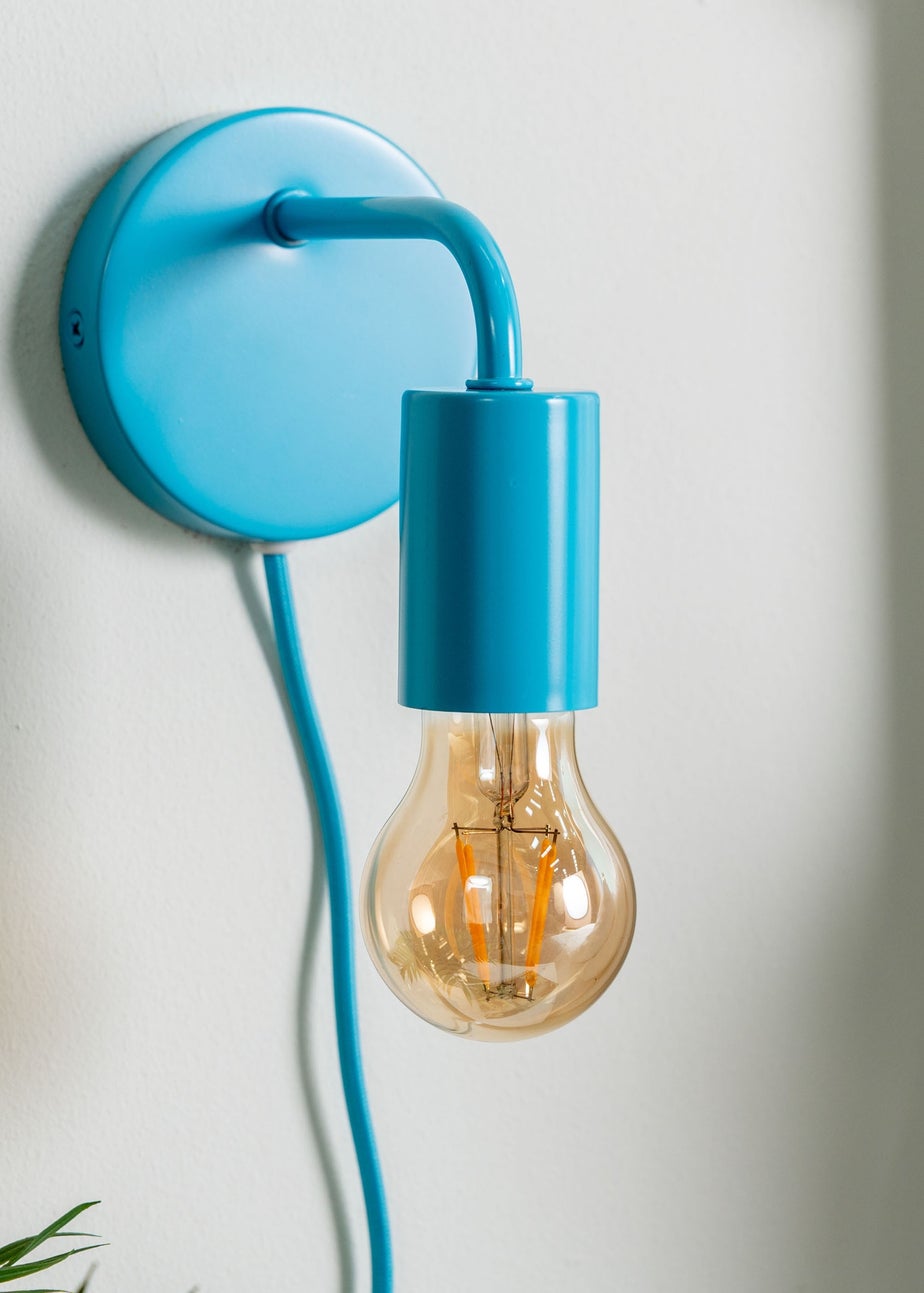 ValueLights Jordy Blue Colour Pop Plug In Wall Light (13cm x 14cm x 10cm)