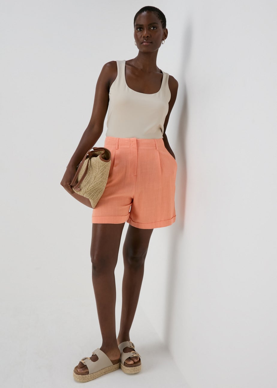Et Vous Coral Linen Shorts