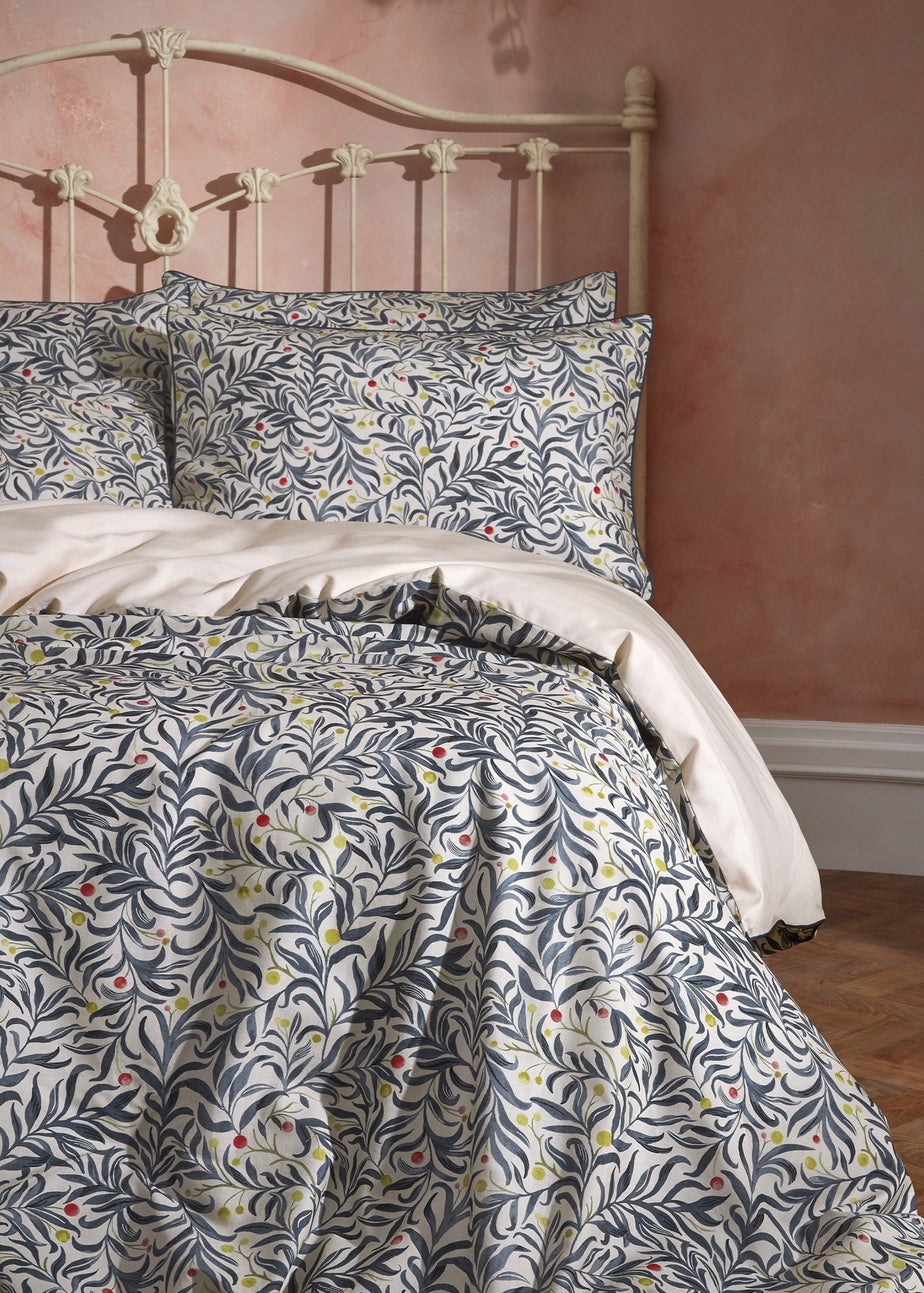 EW by Edinburgh Weavers Malory Floral Piped Duvet Cover Set