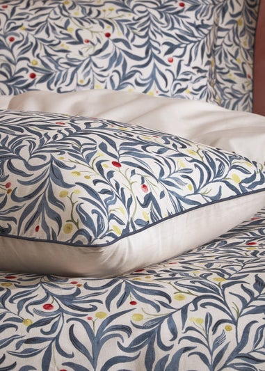 EW by Edinburgh Weavers Malory Floral Piped Duvet Cover Set