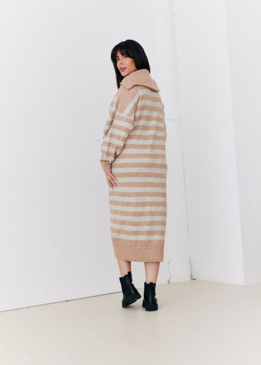 In The Style Stacey Solomon Camel Stripe Half Zip Midaxi Knitted Dress