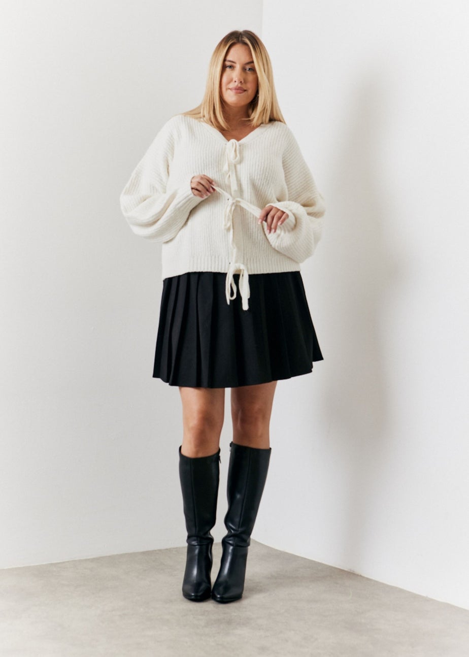 In The Style Hannah Brown Cream Bow Detail Knit Cardigan