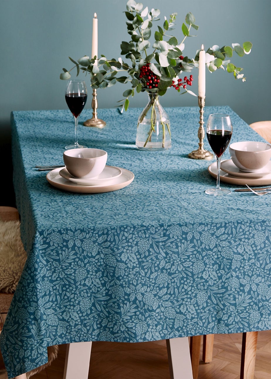 Catherine Lansfield Majestic Stag Cotton Dining Table Cloth