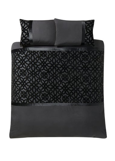 Catherine Lansfield Lattice Cut Velvet Duvet Cover Set Black