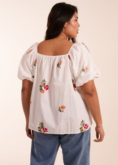 Blue Vanilla White Curve Milkmaid Flower Embroidered Top