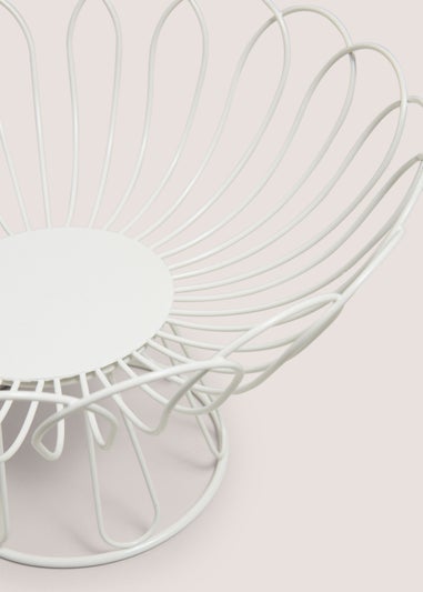 Cream Scalloped Wire Bowl