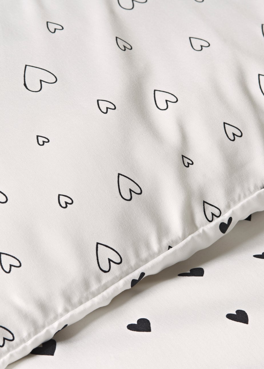Black & White Heart Duvet Set
