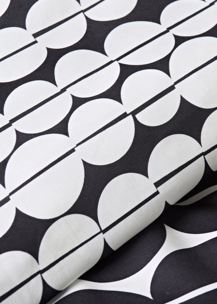 Black Mono Linear Duvet Set