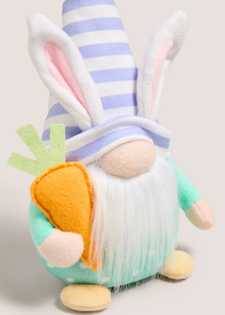 Sitting Gonk With Carrot