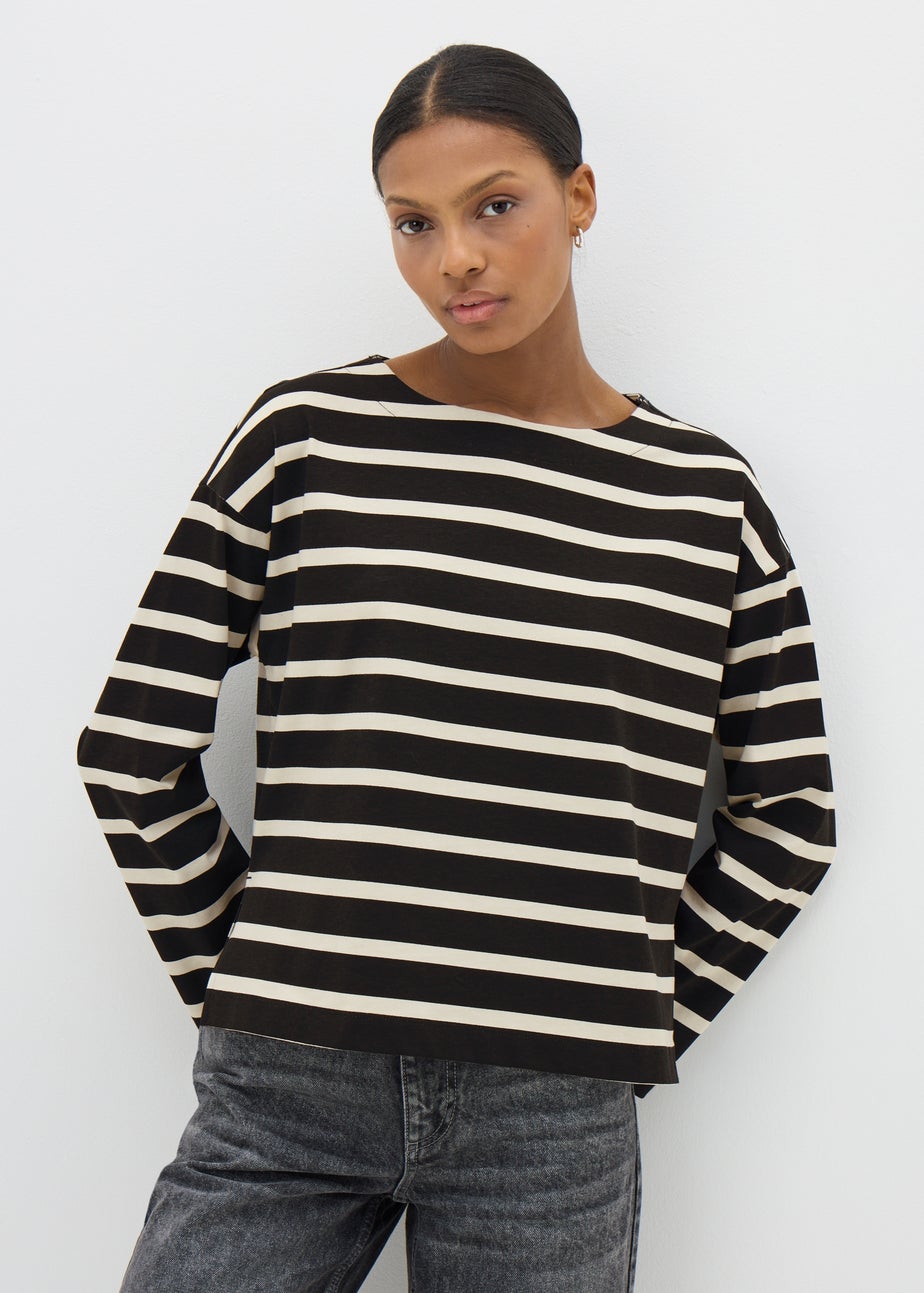 Black Stripe Long Sleeve Top